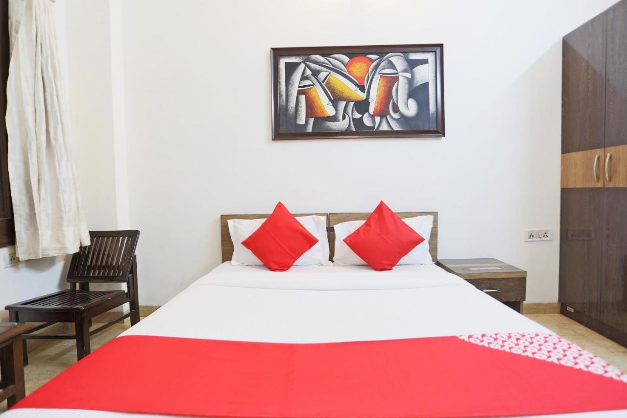 Oyo 70467 Tt Nalin Inn Yercaud Buitenkant foto